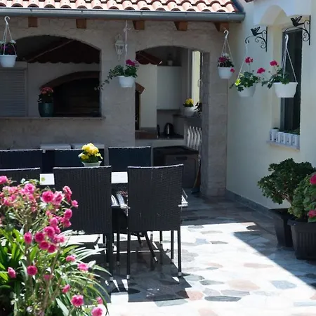 Apartament Lucija 5 By Guide